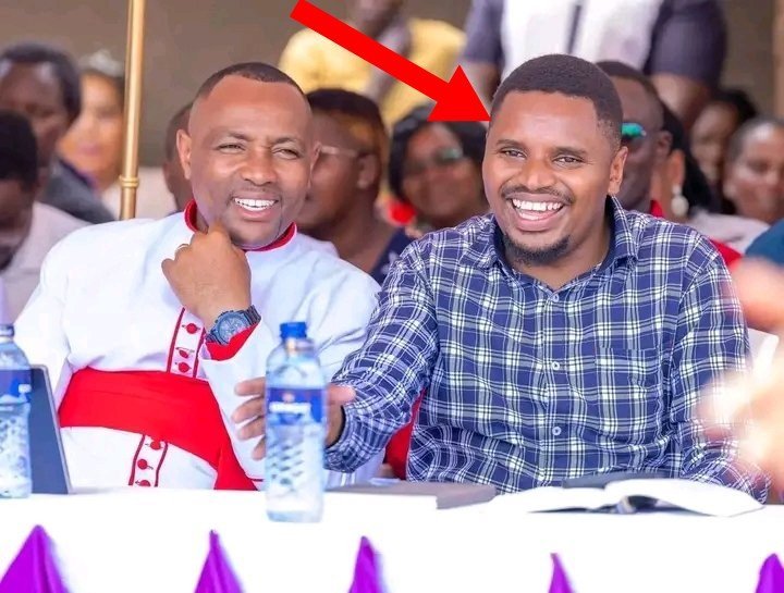 Gzaxs's tweet photo. Church elder? Remember the organiser of goons in Nairobi that led to deaths of among others Boniface Kariuki? https://t.co/Rl9Vy1zVXw
