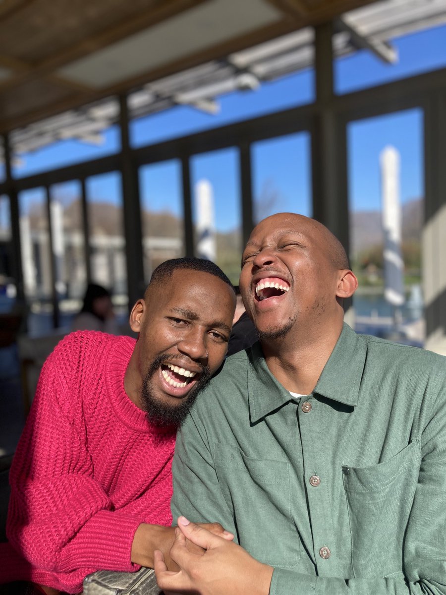 Ele2Carl's tweet photo. Happy Birthday @yourfriendsiyo_ ! https://t.co/ZqW0wv4BU2