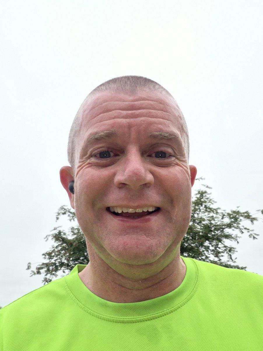 aldub1976's tweet photo. Good Morning Twitter friends from a mild but cloudy Dublin town
Day 2078 and 5KMS done and its only Tuesday #runwithal #runhappy #runstreak
Have a great day and stay safe π https://t.co/8x8CqakoQX
