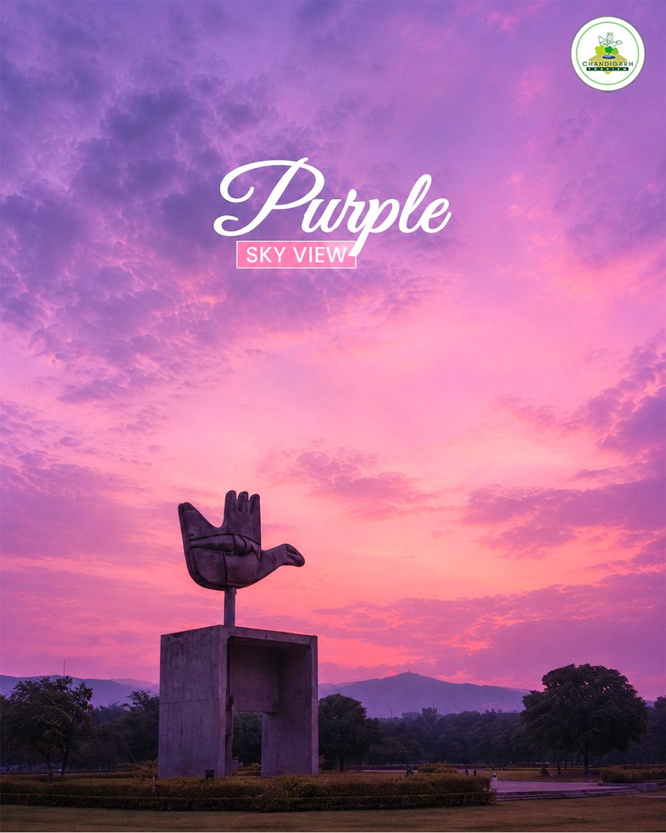 Tourism_of_CHD's tweet photo. When Chandigarh's sky turns shades of purple, the city feels like a painting. 💜 Every evening reminds us that beauty doesn't need a filter—just the right moment to look up and admire it.
#ChandigarhTourism #PurpleSky #SkyView #CityBeautiful #CloudMagic #EveningSky https://t.co/9r1OkW4lNm