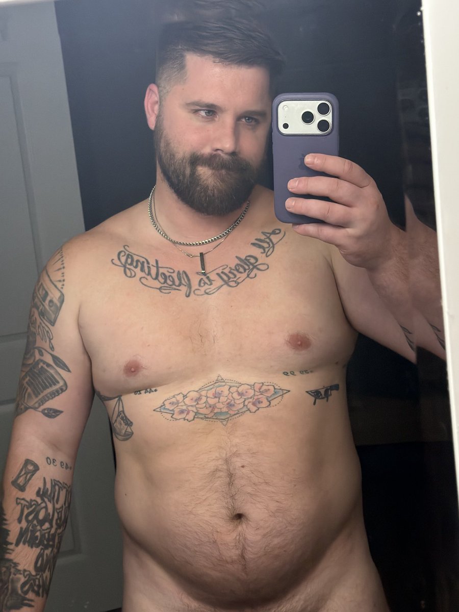 Puppy_ManBoy's tweet photo. My belly, your beard 🧸 #gay #gaybear #tattoos #belly https://t.co/YGvtJlQa8I