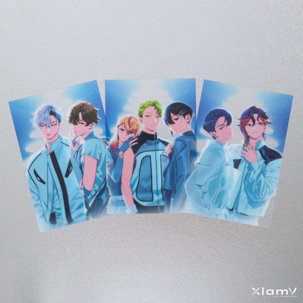 vsa_official_jp's tweet photo. ＼📢発売まであと1日📢／

☆・━・━・━・━・☆
　　  7/22(水)発売 
 1st ALBUM 『With Us』
   　  実写公開📷🌟　　
☆・━・━・━・━・☆

【オフィシャルストア限定】
📌ミニアクリルスタンド(全7種からランダムで1つ)

その他法人特典も要チェック！✨

ご購入はこちら🛒
🔗https://t.co/SWf9aouDpI

 #ビバレン #クランヴ