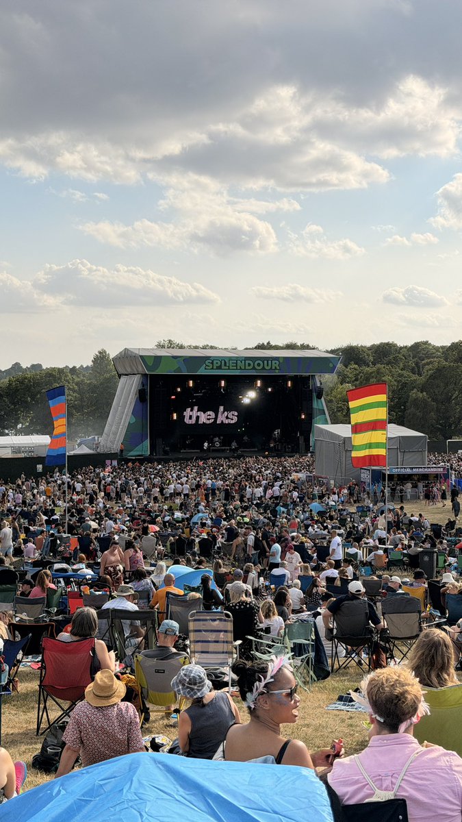 DrewTweets0's tweet photo. @CircaWaves @BiigPiigMusic @idlesband @jamietmusic @HakBaker @LittleSimz @Leadmill @TheKsUK @HolHumberstone @SeaGirls @EzraCollective @theglobecardiff @KofiStone_ @bodega @TheSnuts The K’s - Splendour Festival- 2026 https://t.co/cQVxND8a5m