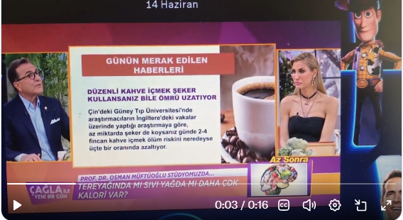 drahmetrasim's tweet photo. OSMAN MÜFTÜOĞLU: “Bir zamanlar insanları margarine yönlendirdiler ve biz doktorlar da maalesef burada bilinçsiz bir şekilde ‘aracı kurum’ gibi insanlara margarin önerdik.”
ARK: Osman Bey, kusura bakmayın, herkesi kendiniz gibi sanmayın. Biz kimseyi margarine yönlendirmedik. Biz tam aksine tereyağını, kuyruk yağını, içyağını, zeytinyağını tavsiye ettik ve etmeye de devam ediyoruz. Biz bilimsel araştırmalara (!) göre yön değiştiren tipler değiliz. Siz olabilirsiniz ama biz aracı kurum değiliz.
