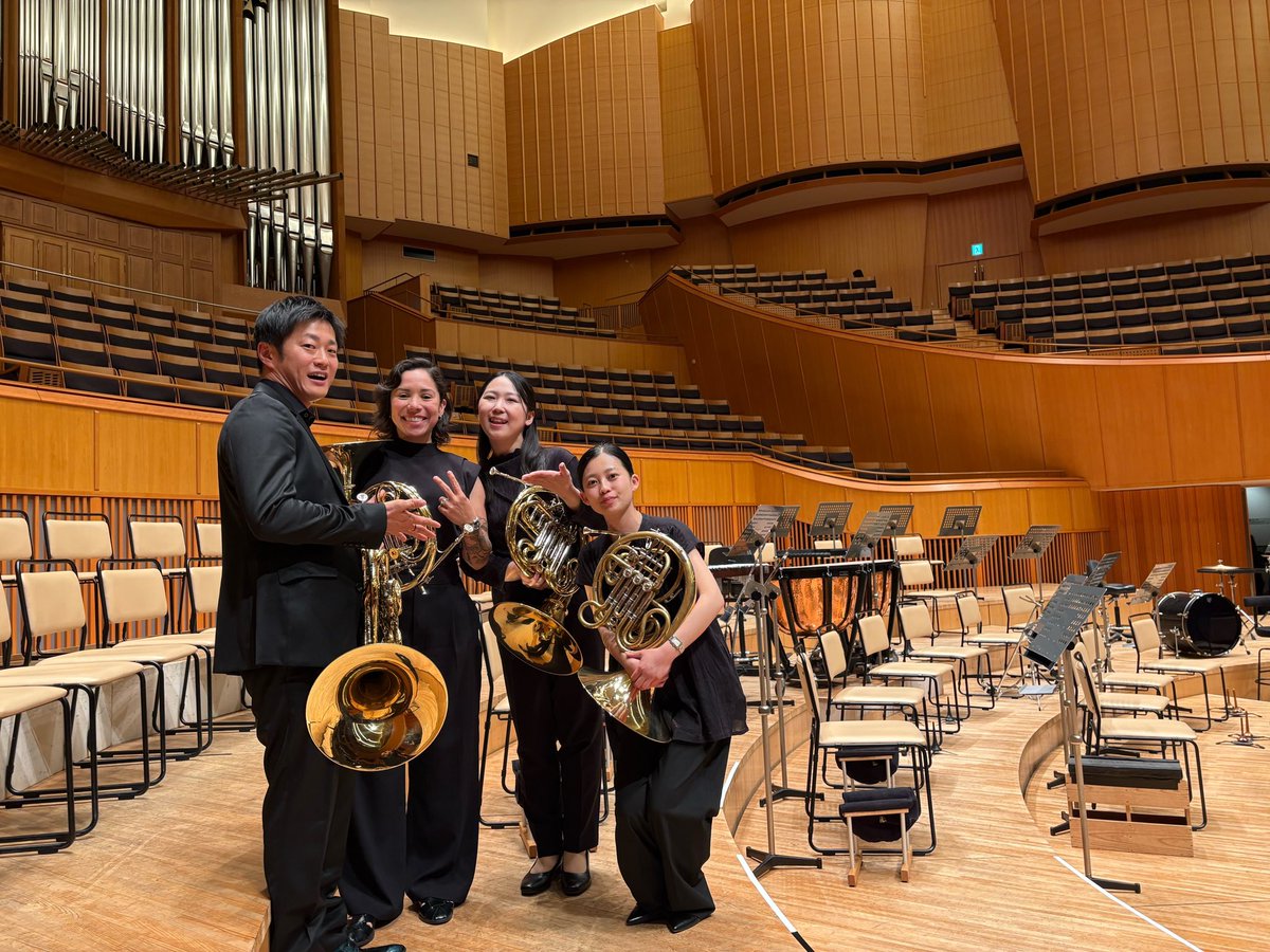 srtasm__hr's tweet photo. PMFホームカミングオーケストラとしてスペシャルコンサートに出演しました！
生まれ育った北海道、学生時代を過ごしたここ札幌に再び戻って皆様と演奏出来たことがとても幸せです
上田元市長をはじめとして沢山の方々が尽力され守られてきたこの音楽がこれからも繋がれていきますように📯 https://t.co/lhYQVYzpaQ