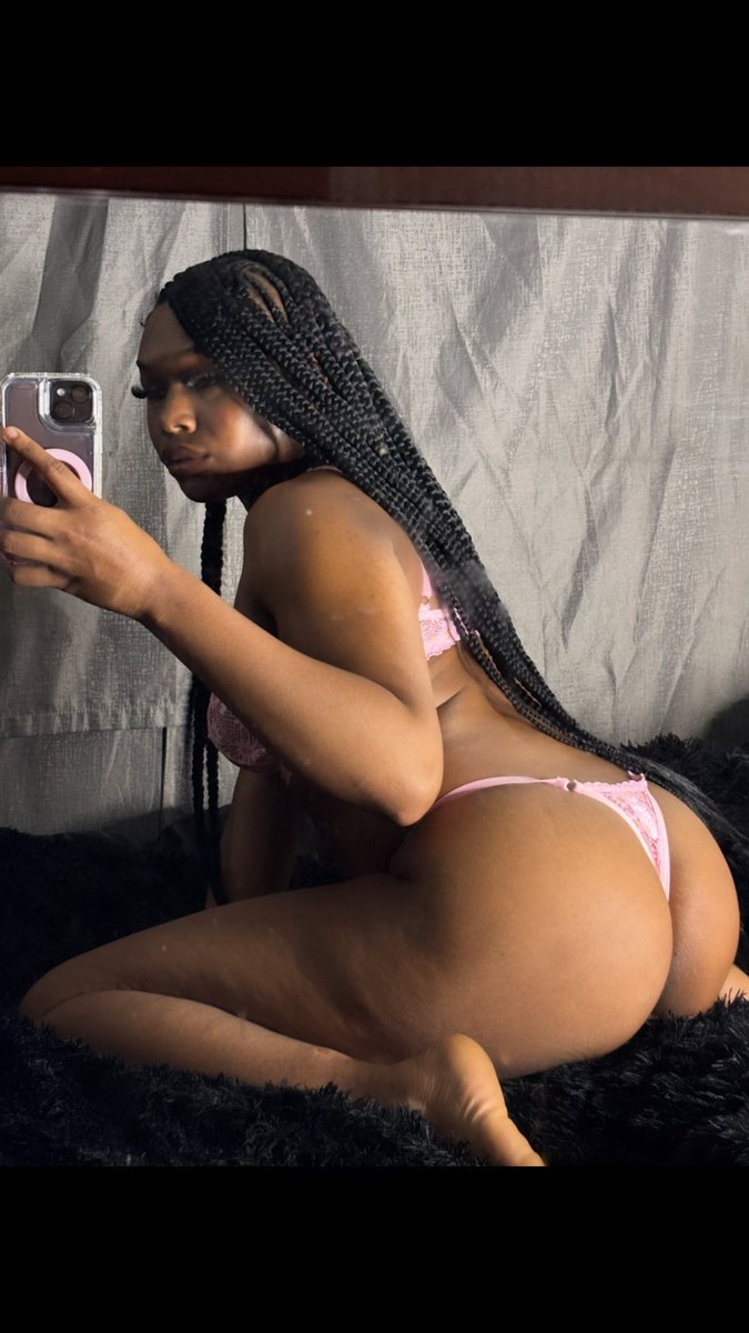 prin2wet's tweet photo. Pretty enough to distract you, dangerous enough to keep you thinking about me 💦🫣🫦 link in bio ‼️ https://t.co/Yg6xBG1mqd