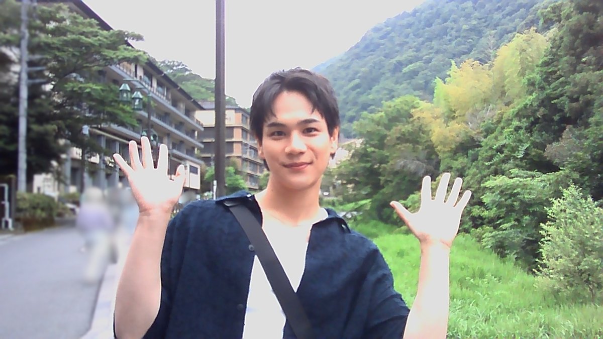 2216_tx's tweet photo. ˗ˏˋ 📸Issei ’s TOY Camera ˊˎ˗

#岡田結実 さん撮影📷
撮影の合間に #豆原一成 さんのトイカメラで
撮り合いっこしていました✨

『#夫婦と16歳 〜狂気の隣人〜』
🔗第𝟏話❯❯https://t.co/GZ27at0Qfx…
🔗第𝟮話❯❯https://t.co/53AIwEu1z1…
🔗第𝟯話❯❯https://t.co/p26VFIEcFH…

☑TVerのお気に入り登録もお願いします❤️‍🔥
⭐︎U-NEXTで見放題独占配信!📱