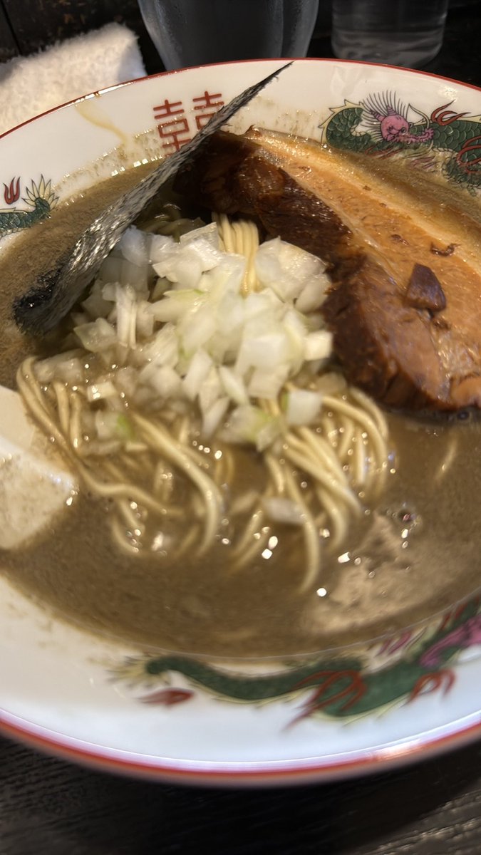 hrp_ceo's tweet photo. @yatowarept よく耐えましたなぁ🙈
オレは煮干しだから、0キロカロリー🍜 https://t.co/FCb5KW7Wsl