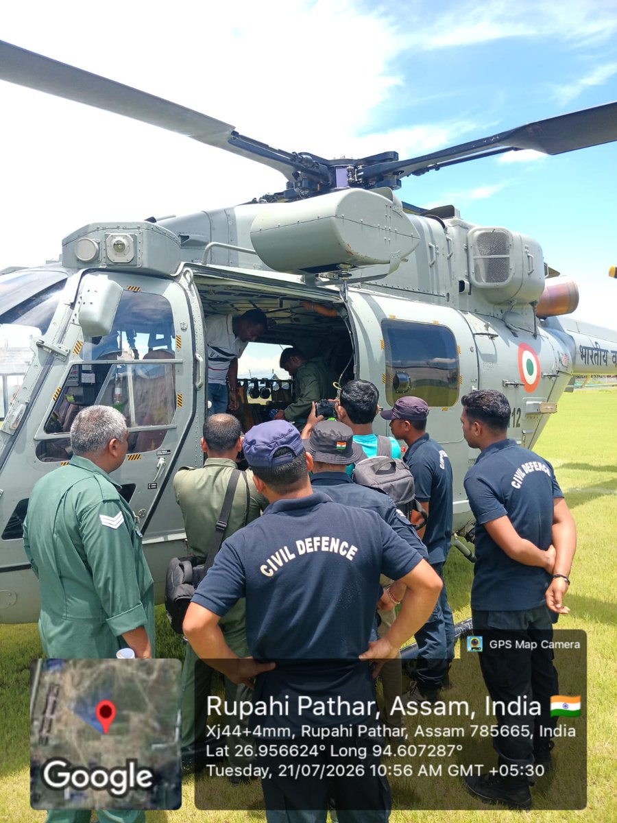 himantabiswa's tweet photo. This morning, @IAF_MCC carried out three sorties, airdropping 627 kg of relief supplies to stranded families in Nazira.

Our teams remain on the ground, reaching every flood-affected family with essential relief. https://t.co/x1AlCHTOCX