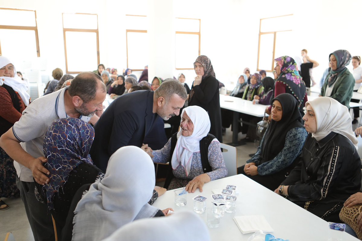 Emineercan0606's tweet photo. Polatlar Mahalle Muhtarımız Sayın Mehmet Söken’in kıymetli evladının vefatını derin bir üzüntüyle öğrendim.

Merhuma Allah’tan rahmet; başta  Muhtarımız Mehmet Sökmen olmak üzere ailesine, yakınlarına ve tüm sevenlerine sabır ve başsağlığı diliyorum. https://t.co/ke0i5UdFs9