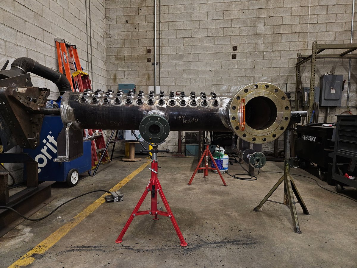 PowerMechanical's tweet photo. 👉 What does a superheater do?
It increases the temperature of steam above its saturation point, “drying it out.” This creates superheated steam, which improves efficiency and prevents condensation damage in turbines, piping, and process equipment. https://t.co/3bGjdUbNDy