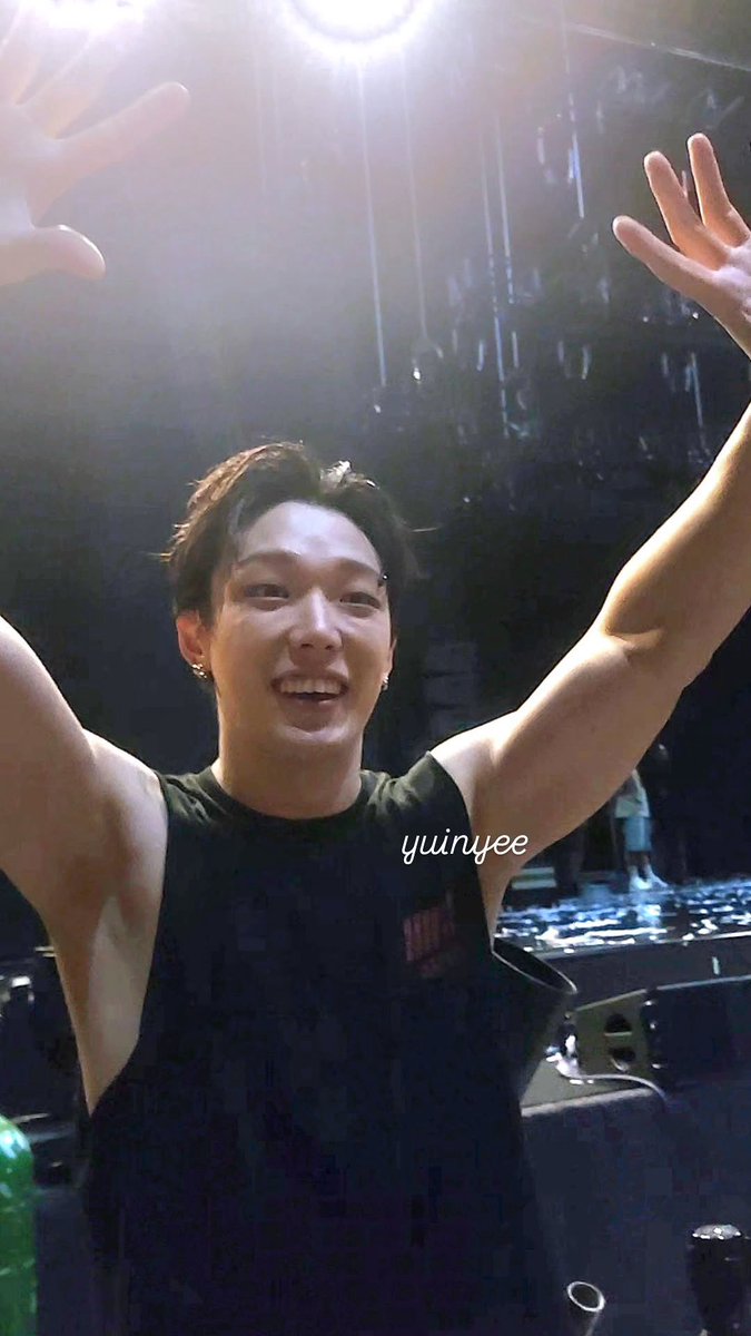 yuinyeetan's tweet photo. 🐰🤓 

#iKON_FOUREVER_TOUR_TPE 
#BOBBY #바비 #バビ #iKON #아이콘 #iKON #iKONinTaipei #아이콘 #アイコン #iKON #iKON_FOUREVER_TOUR https://t.co/aTMyTipXD4
