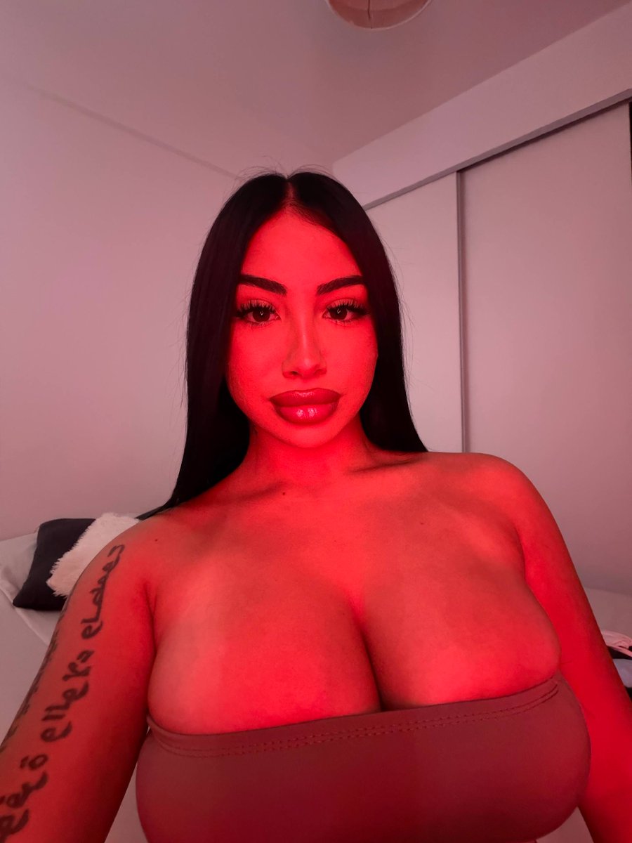 onlymiaxa's tweet photo. The view you keep coming back to https://t.co/xXDWj3Xmn1