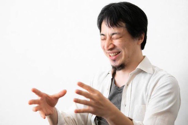 ukunusinetatui's tweet photo. 【何故かサンタとレスバしているひろゆき】
でも赤い鼻ってだけでそのトナカイを選ぶのは
明らかに忖度ですよね https://t.co/ceP3OxFfZx