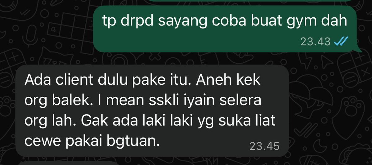 beautales_'s tweet photo. eh knp deh ada cowo cowo yg demen kayak gitu? mikirnya pusat dunia nih LAKIK pokoknya LAKIK

ini konteksnya aku punya puma speedcat yg nganggur di rumah, trs aku tanya ke PT aku model sepatu begini aman ga buat angkat beban

dijawabnya begini 😊😊😊😊 https://t.co/aN6VxxDw6F