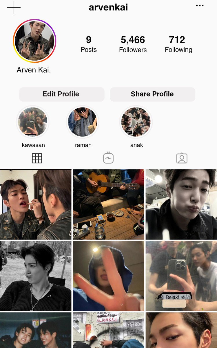 Phasevs's tweet photo. #Keonhyeon au

When Arven still hasn't moved on dan tiap kali ngajak balikan, dia malah milih ngejailin mantannya yang galak dan cantik https://t.co/rw88KACUhB