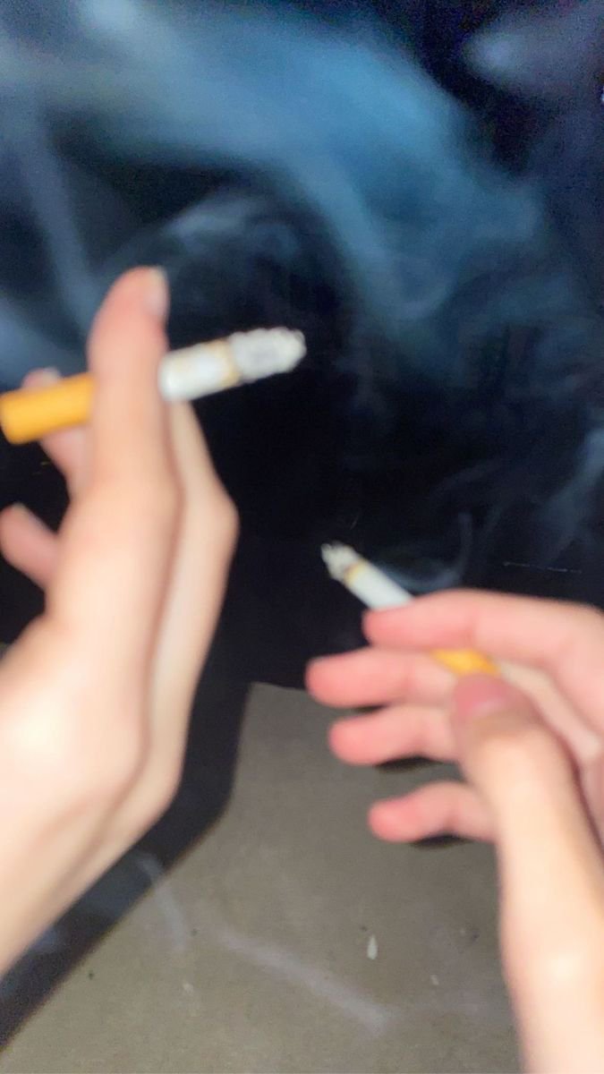 AaishaaSoomro's tweet photo. Will you marry a smoker? 💍🚬 https://t.co/a7plTxHdHG
