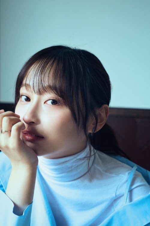 news_postseven's tweet photo. 日本代表の「勝利の女神」
影山優佳が“ゲーゲンプレス自己紹介”の由来を明かす
〈W杯閉幕インタビュー〉
https://t.co/OtZEnpe1zJ
影山さんは自身初のエッセイの執筆に挑戦した。「本当の影山優佳」を見てほしいという。

エッセイ集『影まで愛して』（マガジンハウス）は全国の書店で7月30日発売予定 https://t.co/9rek8IE7ct
