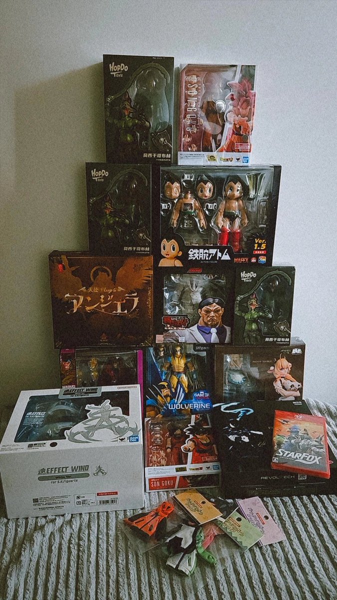 CyrilHitch's tweet photo. Le loot est phénoménal !
Merci beaucoup à toute la team @HobbyGenki de me suivre depuis plusieurs années maintenant ❤️ https://t.co/hYp0jJm87Z