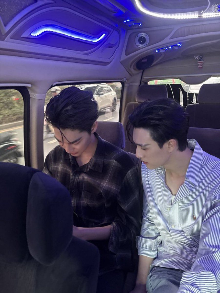Patt1997t's tweet photo. เขินอ่ะ เขินแบบจะบ้าล่ะ  #MrKillSeriesEP3 https://t.co/NUA9TMOB6P