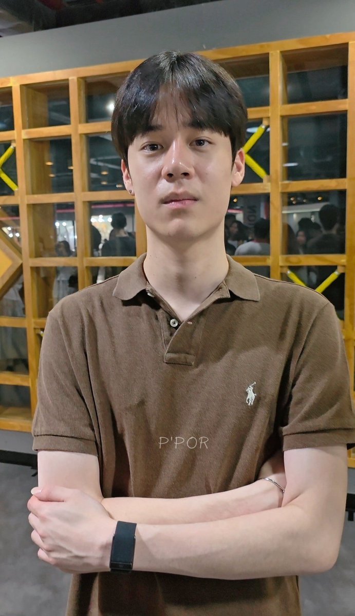 porpp94's tweet photo. พร้อมพี่ขอแอคหล่อๆ
พร้อม : ............

(หล่อจริงด้วย🤪) https://t.co/UFDO9r1V2V