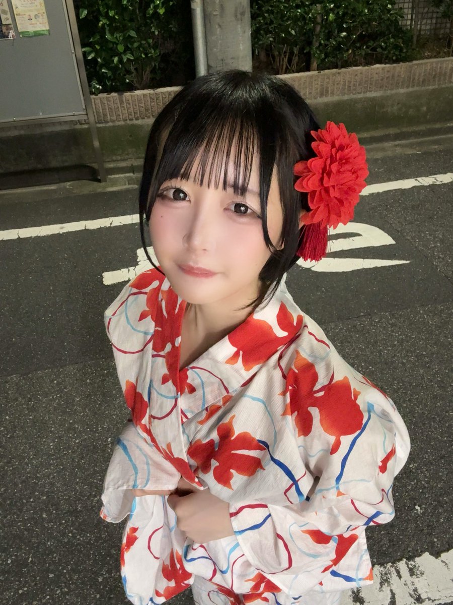 nanatantakatan_'s tweet photo. 彼女だ https://t.co/rw2C52z5I5