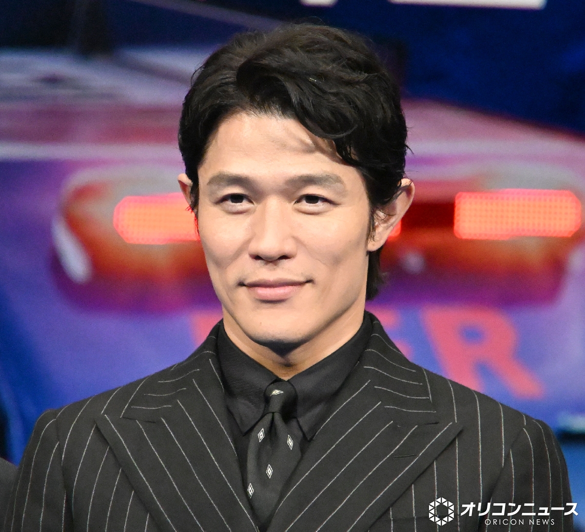 oricon's tweet photo. 🎬『TOKYO MER～走る緊急救命室～CAPITAL CRISIS』  完成披露舞台あいさつ

赤楚衛二、『TOKYO MER』に参加に喜び💕

鈴木亮平からの一言で
「やっとMERの世界に入ったんだなと実感」
https://t.co/X1ZdndofAT

#tokyomer @tokyo_mer_tbs https://t.co/Rs8ucOBCBO