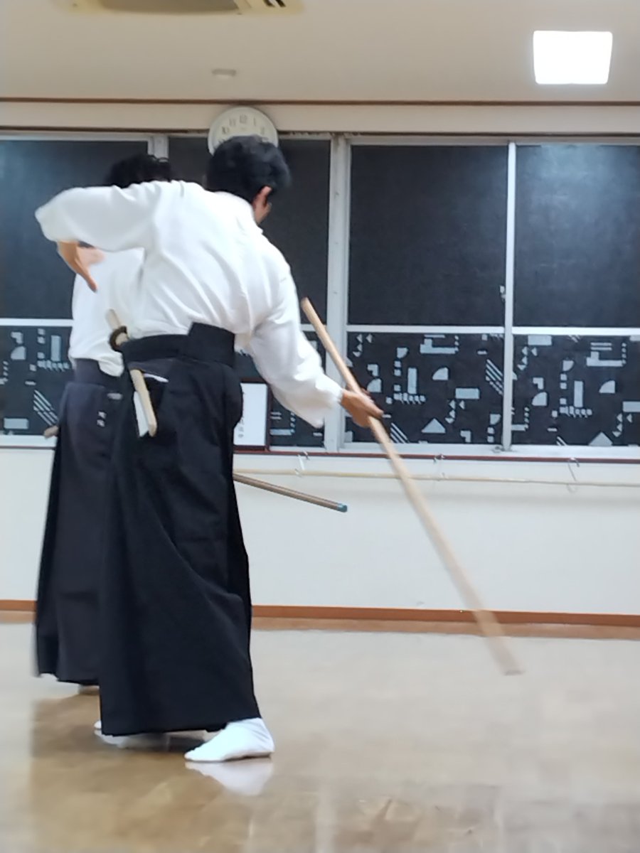 hizen_kasuga's tweet photo. 本日の稽古は杖術です。 https://t.co/QF3G44Em1E