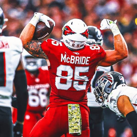 halfPPRdude's tweet photo. McBride
- Trey will get his, but I dint think the juice is worth the squeeze in the 2nd/3rd. It's obvious Brissett isn't the future &amp; they just drafted a RB early &amp; added another RB so despite their awful defense, Arizona will try to use RB's more. Plus Marvin &amp; Wilson are there. https://t.co/57ecvKTiXH