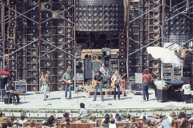 TJStJerome's tweet photo. Grateful Dead 7/21/74 Hollywood Bowl Hollywood CA https://t.co/QCPvDkAscS

      🌹💀 https://t.co/I72mD82H30