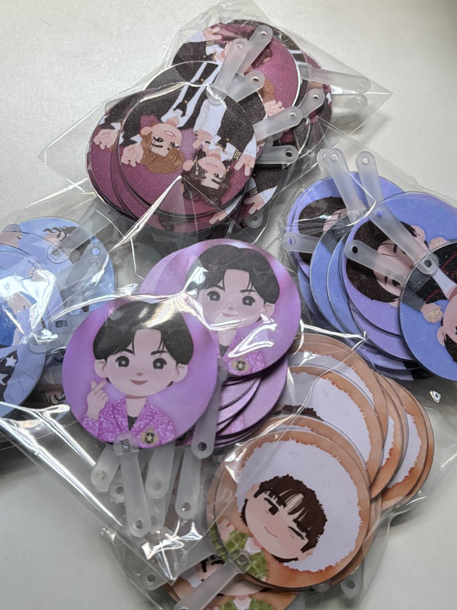 _papercutss's tweet photo. #WorksOfPaperCuts

90 PCS MINI UCHIWA

🎀 wts lfb lf ph piso printing service bulk rush order A3 A4 hand banner photocard cupsleeve polaroid postcard photostrips die kiss cut sticker sheet vinyl magnet sintra board button heart square pins ticket pogs photostrip mini uchiwa poster door hanger poster phonestrap griptok acrylic keychain mugs tshirt totebag mouse pad uv dtf kpop cupsleeve event cse graduation ppop cpncert bts exo seventeen nct ahof ateez blackpink twice bini kaia sb19 itzy