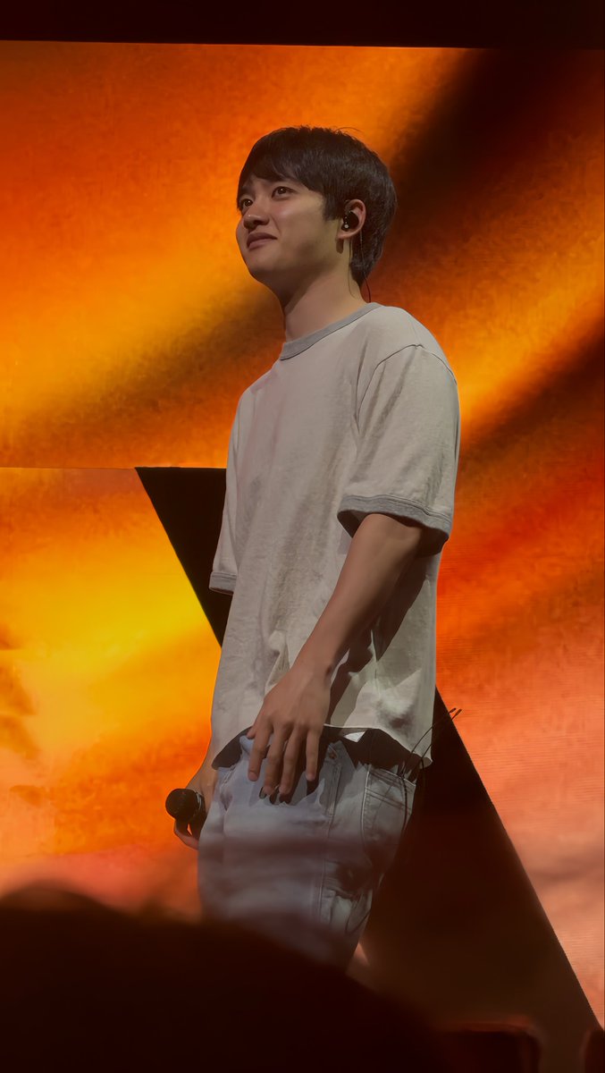 ia_eika's tweet photo. KYUNGSOO 🐧❤️

📸: @ia_eika 

Feel free to use as your wallpaper. Please don't repost without proper credit ❤️

#EXO #엑소 #weareoneEXO
#EXOPLANET #EXhOrizon
#EXhOrizoninMANILA
@weareoneEXO https://t.co/PTymS4YXKu