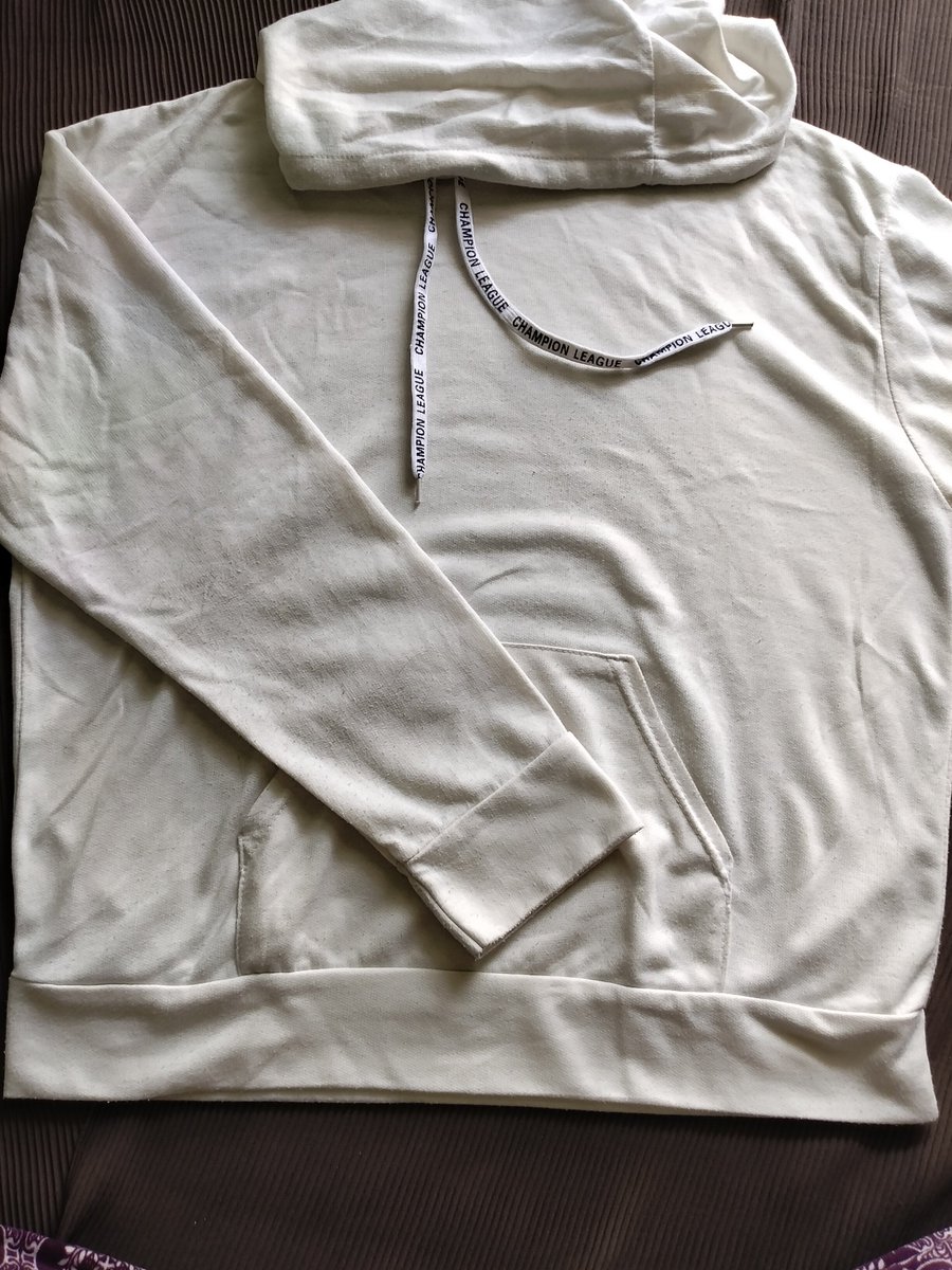 assyifla's tweet photo. wts | want to sell jual preloved
• jaket hoodie zipper 💸15k
• hoodie crop colorbox 💸20k
• hoodie polos 💸15k
🍊 semarang jateng 

t. thrift baju atasan sweater jacket motif https://t.co/OjwFH7ad79