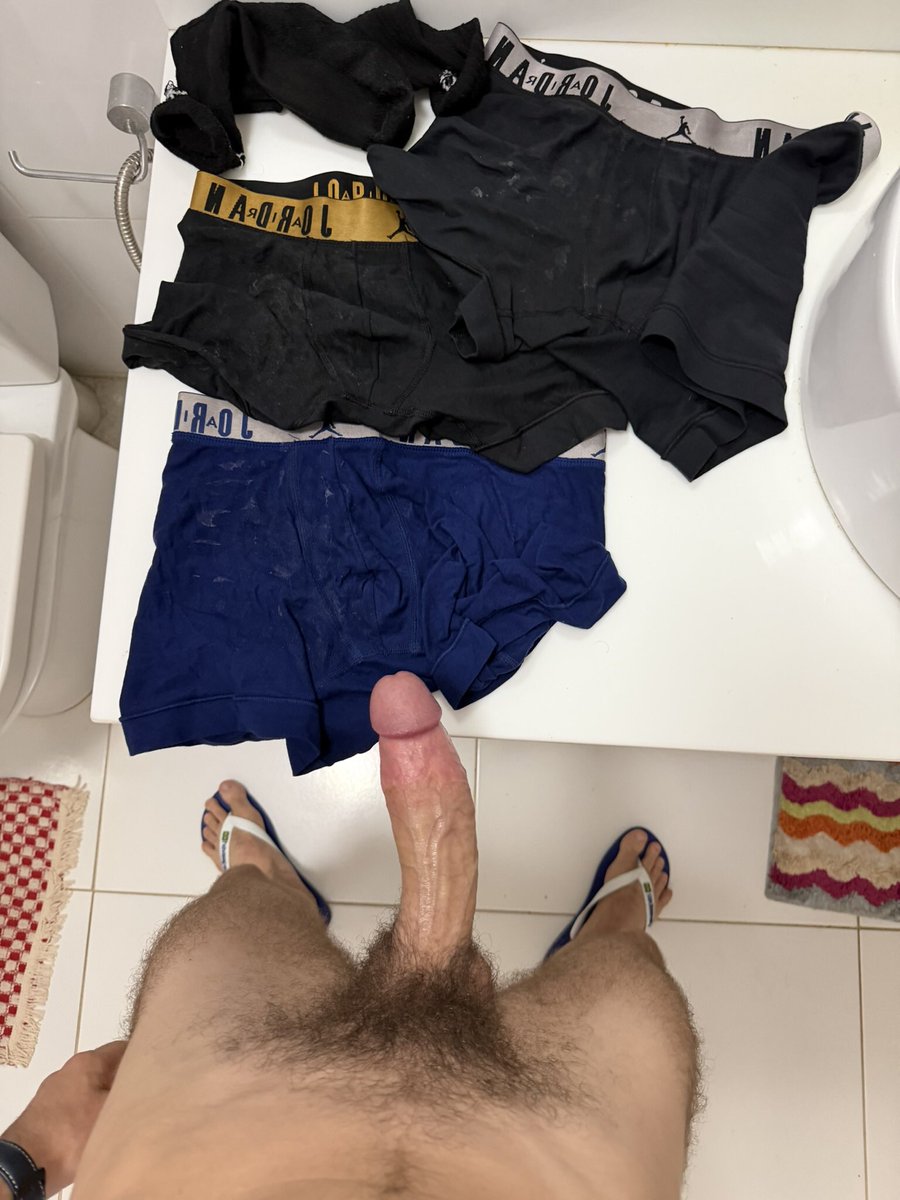 lucasXNao's tweet photo. who’s gonna do my laundry? https://t.co/KkCQQ1sZdu