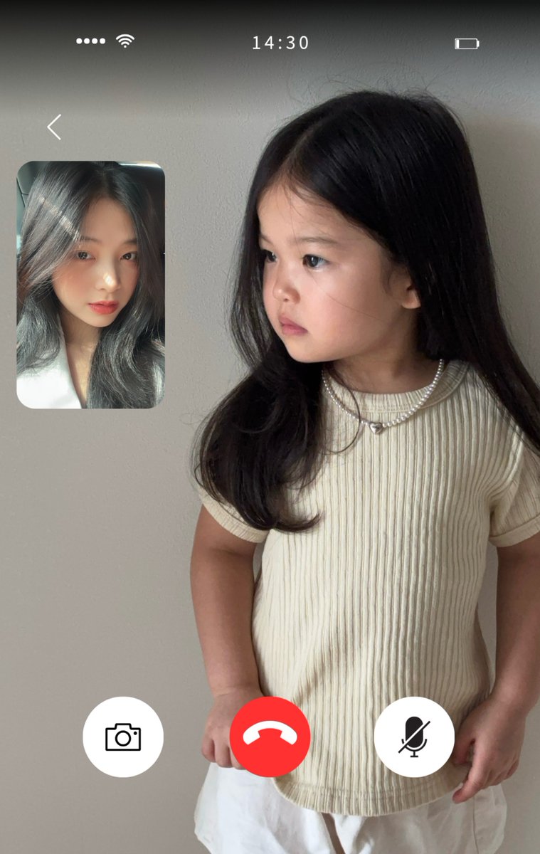 moonnloves's tweet photo. ㅤ ㅤ    
Enggak lupa setor wajah sama anak cantik yang sedang ngambek. Tolong yaa onty kakak, Nyadut sogok pake thobeli~ 🤣
   ㅤ ㅤ https://t.co/wcCLlWpdJ0