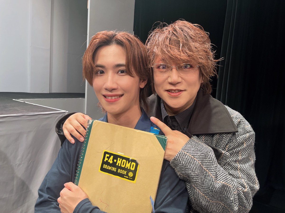 rikumidori's tweet photo. 10周年記念公演第二弾　
萬腹企画21杯目
『封印壊除』

写真頂きましたので
ワイワイ行きます（笑）

中川将平(UNiFY)

天竺生地、SEPT、なおりくの遊び場、色々アレがアレで
今回萬腹での初主演
託せて良かったし、めちゃくちゃ素敵な歩で最高だった😄
また芝居する日を楽しみに💚

#封印壊除2026 https://t.co/QeISPmU1AS