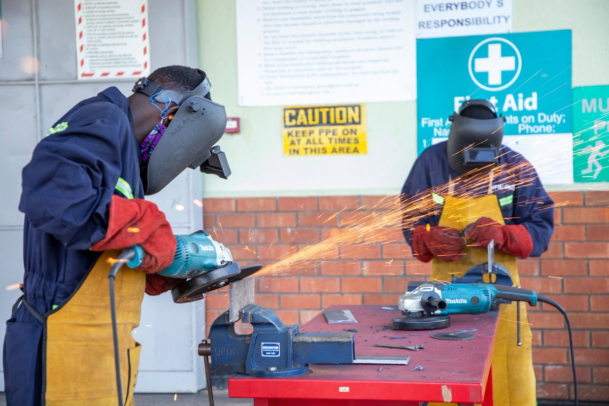 PAU_Uganda's tweet photo. Building Excellence from the Ground Up 🇺🇬

As Uganda’s oil and gas regulator, the @PAU_Uganda  is committed to developing a highly skilled workforce through education and training that meet international standards.

A shining example is the Uganda Petroleum Institute Kigumba (UPIK) (@upikuganda ), which equips Ugandans with world-class technical skills while emphasizing safety, quality, and competitiveness.

Through curricula developed in collaboration with global industry experts such as IFP Training (France), @upikuganda  graduates are not only prepared for opportunities within Uganda’s growing oil and gas sector but are also internationally certified and ready to compete in the global job market.

Uganda’s oil and gas journey is powered by people, and it starts with the right training.

📚 Are you a prospective student looking to build a rewarding career in the energy sector? Join @upikuganda  and gain the skills, certifications, and industry exposure needed to succeed in Uganda and beyond. 

Visit https://t.co/R2yeC5wdnV to learn more about available programmes and admission opportunities.

#UGOilJourney #CreatingLastingValue