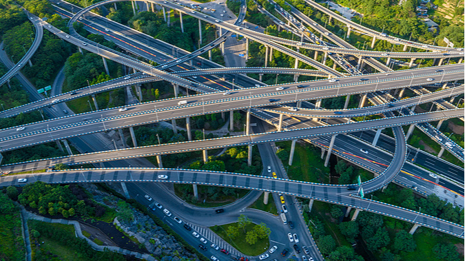 cinitalia's tweet photo. Cina, la rete nazionale integrata dei trasporti supera i 6 milioni di chilometri
https://t.co/8VAY1KZc8f https://t.co/ZWg8ha7x8f