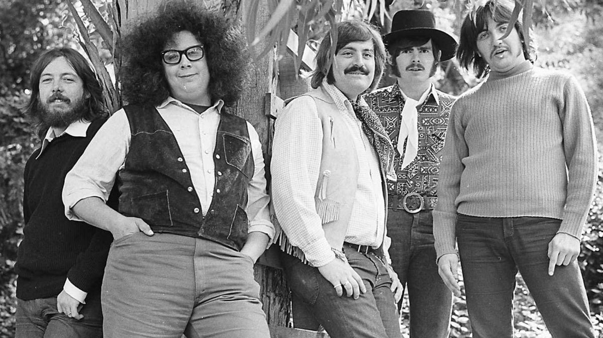 covertitlan's tweet photo. ¡Esta semana toca un programa dedicado a #TheTurtles! No se pierdan los mejores covers a clásicos como "Happy Together", "Elenore", "You Showed Me" y muchos más: Martes, 8pm por @HorizonteJazz 107.9 FM https://t.co/QLRlge3W26
