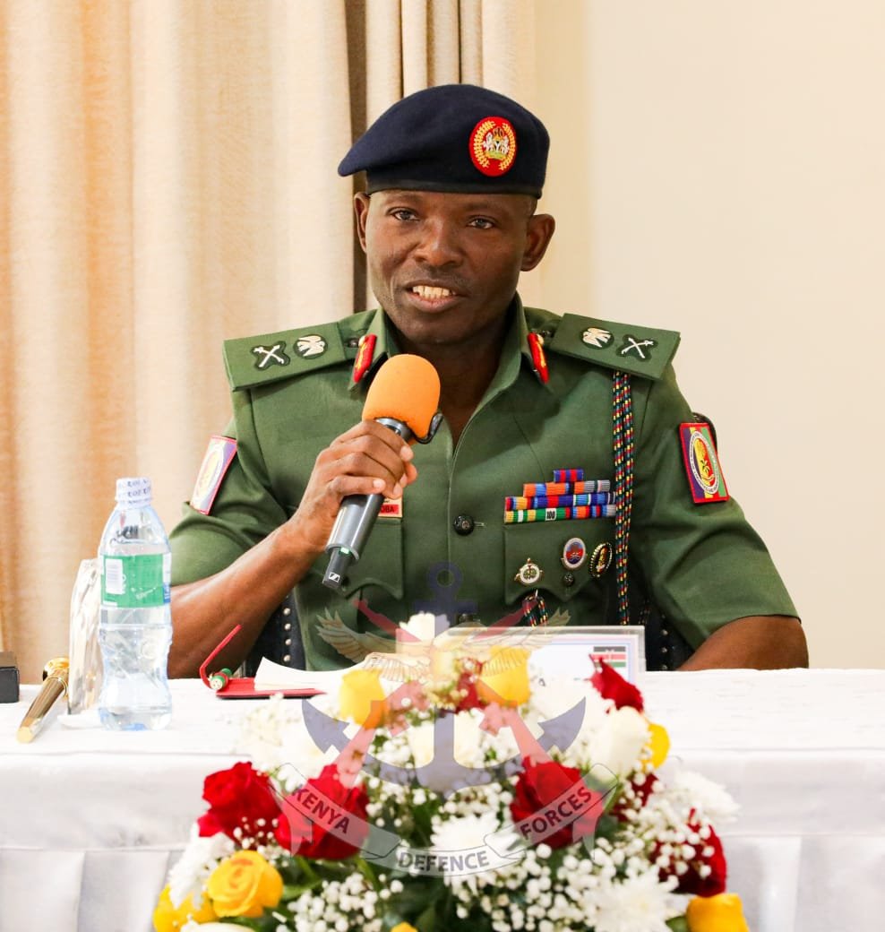 kdfinfo's tweet photo. Kenya Defence Forces hosted a delegation comprising senior officers and participants of the Nigerian Army College of Logistics and Management (NACOLM) Course 4–2026 on a study tour in Nairobi.
See more; https://t.co/DjQmeeU5i7 https://t.co/aLNeJzc7P7
