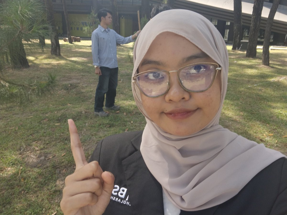 alwaties's tweet photo. First time make jas BSI 
Ayo daftar BSI Scholarship Pelajar 2026 guyssss! ❤️🐸 https://t.co/FhYAotd4vK