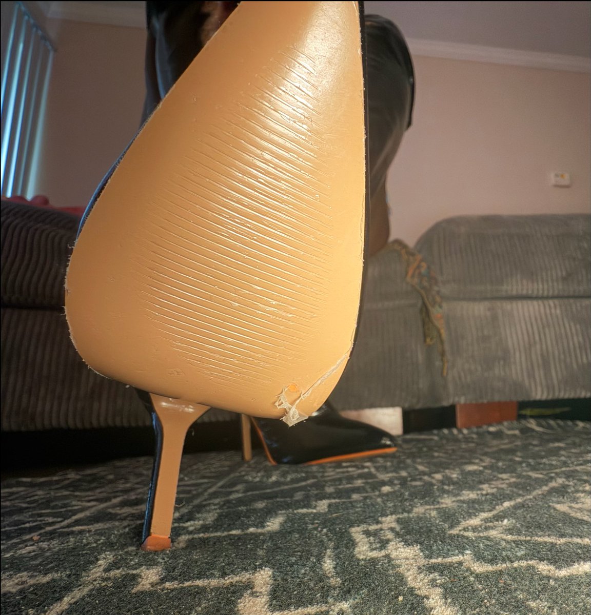 ReeseTheDom's tweet photo. Where are my good little subbies?

Be of use to me and send your tributes and I may let you lick my shoe 😈

https://t.co/ashjKi37mC https://t.co/yrGQmYX01s