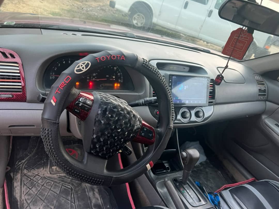 EJIWUMIJNRAUTOS's tweet photo. Toyota Camry 04 UPGRADED to 2006.

Silent 4plugs Engine, smooth gear 

Chilling AC. 

Andriod Screen and reverse camera. 

Location:Ajah Lagos. 

Price: 3.3m to owner.  

Settle 200k 📍 https://t.co/BU2uGupYP0