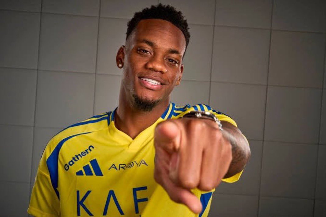 J_ali_1919's tweet photo. 🔴- بنفيكا اعلن التعاقد مع دوران بنظام الاعارة قادماً من #النصر 

ايضاً #بنفيكا ذكر انه راح يتفل بـ6 م يورو 
راتب دوران مع النصر 20 م يورو

6 م يورو بنفيكا راح يدفعها😅
14 م يورو النصر راح يدفعها 😱😱

مع خيار شراء عقد غير إلزامي 😅 https://t.co/ugAmqHS1sm