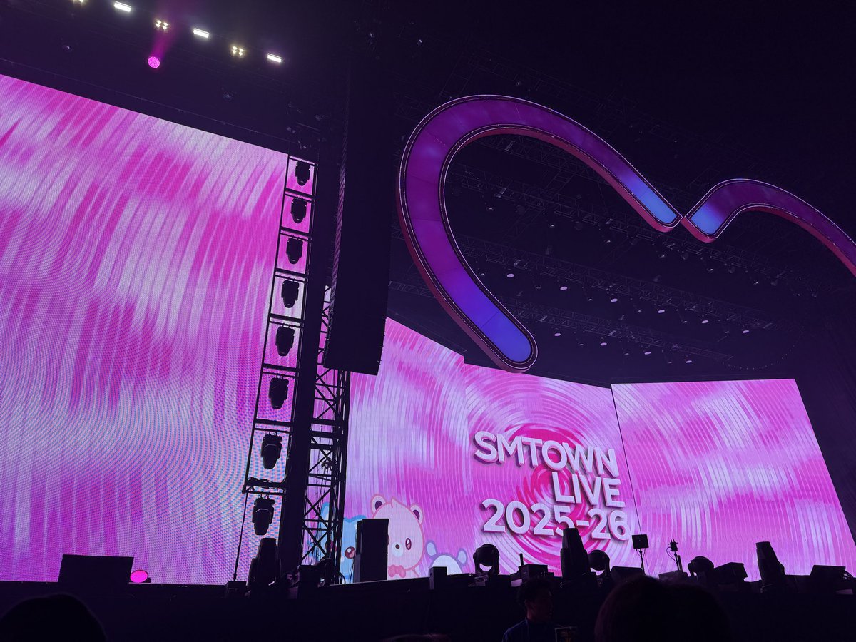 r1an04_'s tweet photo. 人生で戻れるなら絶対にSMTOWN福岡
一生忘れない❣❣❣❣❣ https://t.co/nWgKaQH86r