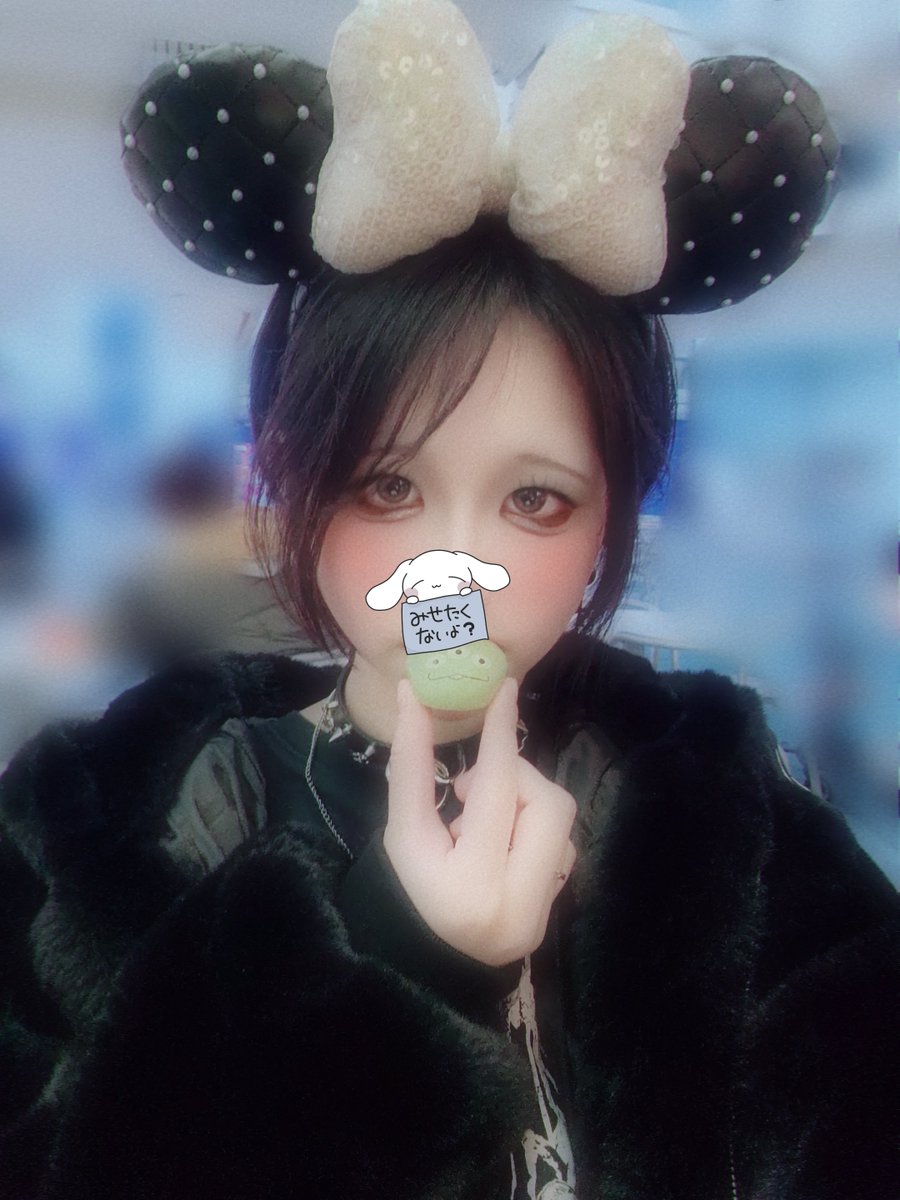 もね tweet media