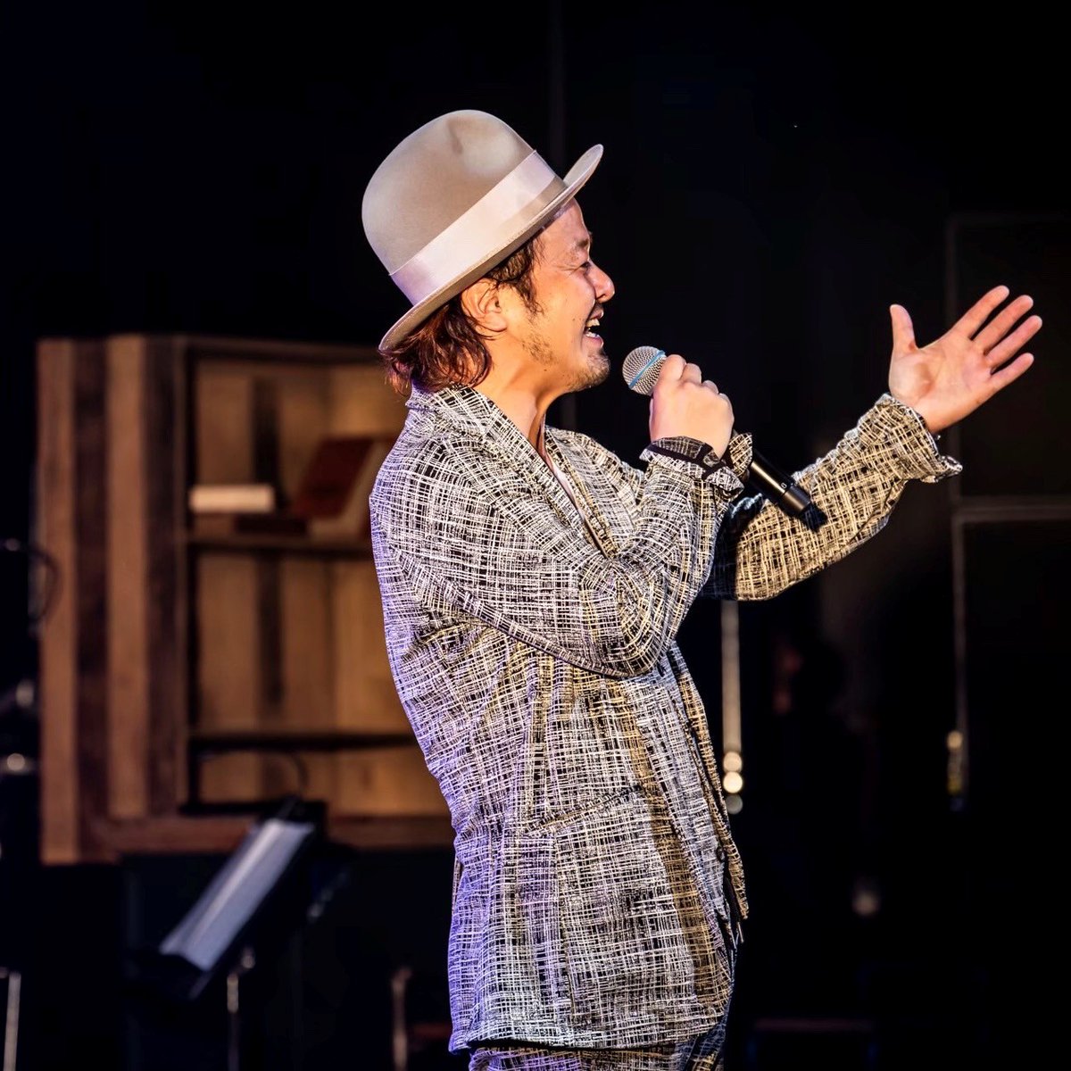 billboardlive_o's tweet photo. 【NEXT ビルボードライブ大阪✨】

★7/24(金)
バブルガム・ブラザーズ
@brotom_net

★7/26(日)
石川ひとみ
@Ishikawa_1103

★7/29(水)
LINDBERG
@LINDBERGinfo

★7/30(木)
強
@244tsuyoshi244
 
▼公演詳細・最新の空席情報はこちらから
🎫https://t.co/mdgyxFOCLg

#ビルボードライブ大阪 https://t.co/0KkkditjsT