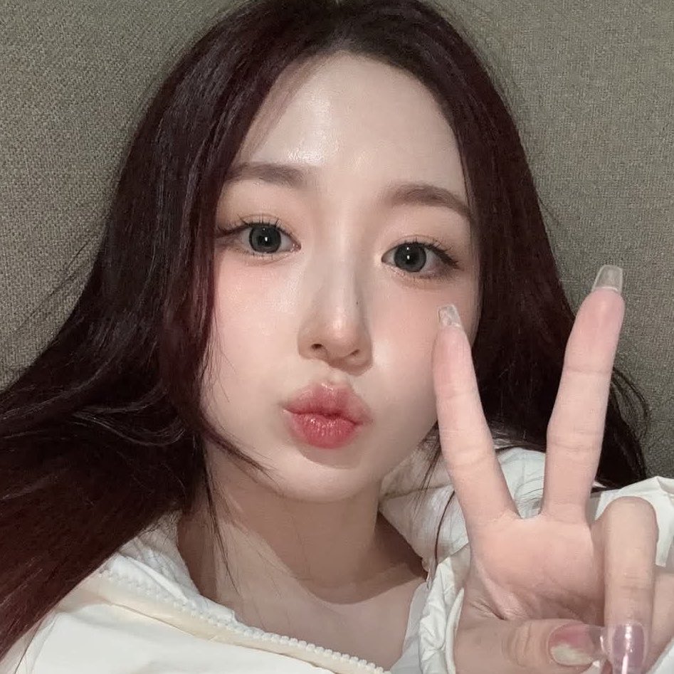 tv97qq's tweet photo. #NMIXX #HAEWON #KPOP
Omg😵😵 https://t.co/UKS5IKdVe7