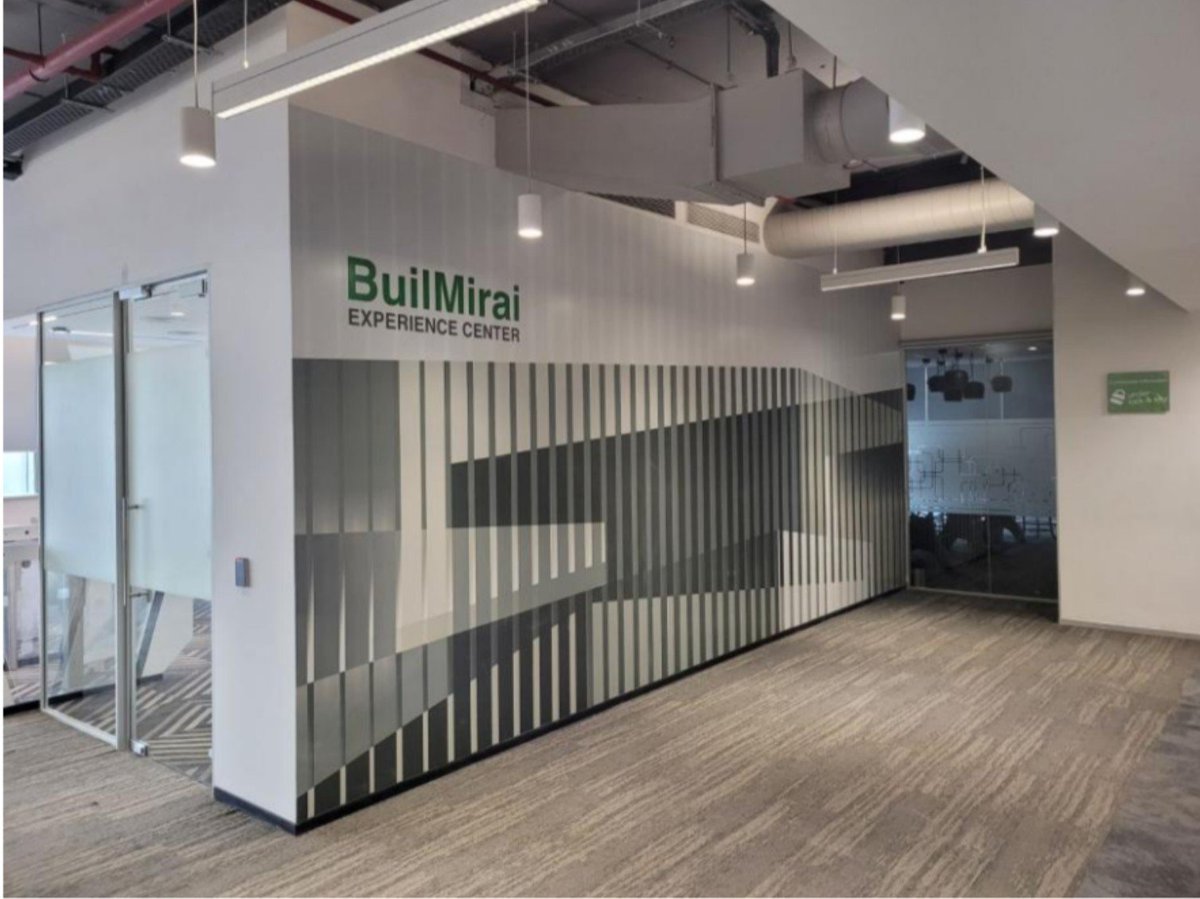 NoidaUpdatesX's tweet photo. Hitachi launches BuilMirai innovation &amp; experience center at Global logic India headquarters, Noida

New facility to serve as innovation &amp; customer engagement hub for the digital service BuilMirai focused on nextgen solution portfolio HMAX for Buildings https://t.co/9QogbzdszE