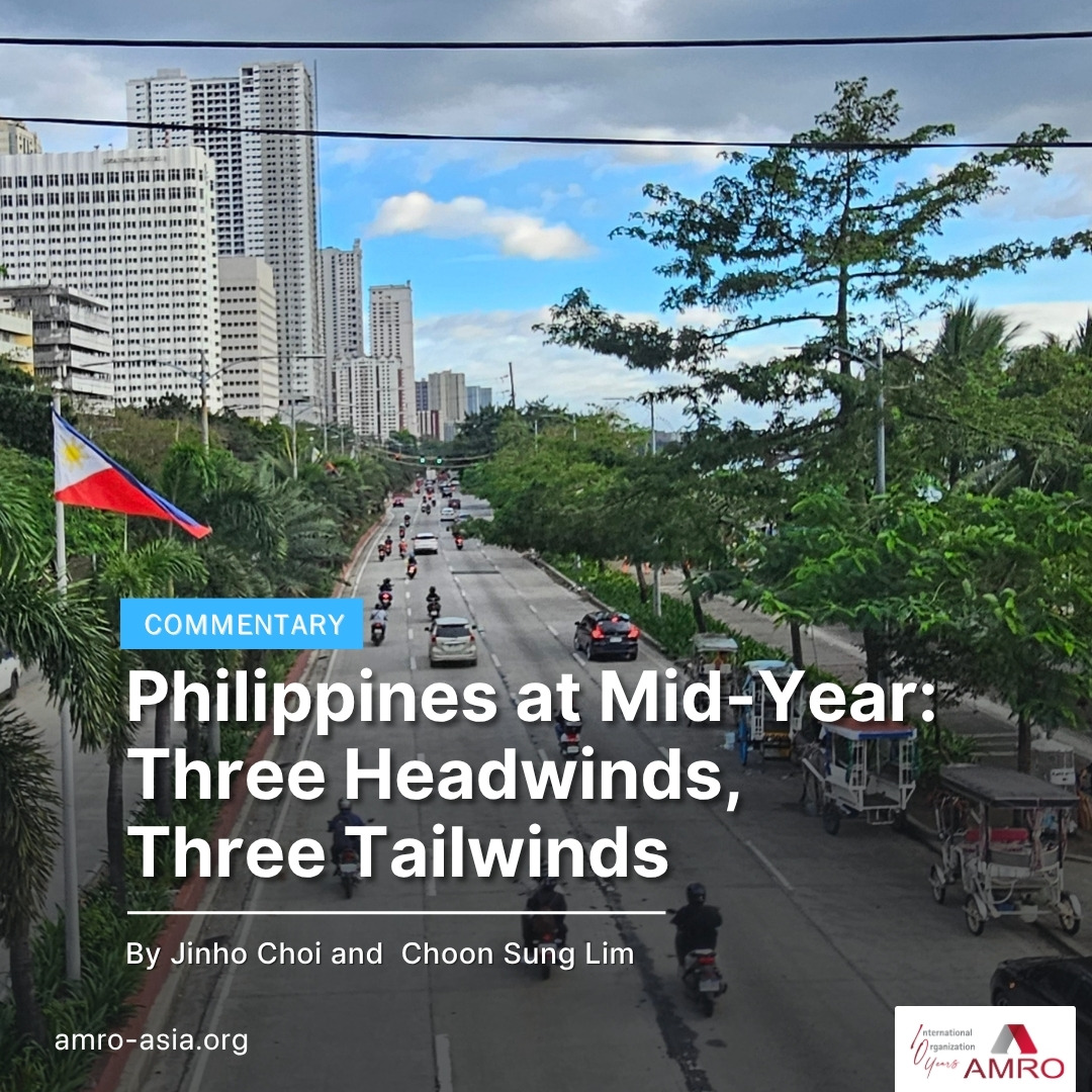 amro_asia's tweet photo. This blog assesses the Philippines’ mid-year outlook, highlighting 3 headwinds: higher inflation, weaker public investment, pressure on service exports. It also points to 3 tailwinds for cautious optimism: electronics exports, steady remittance inflows, timely policy responses.